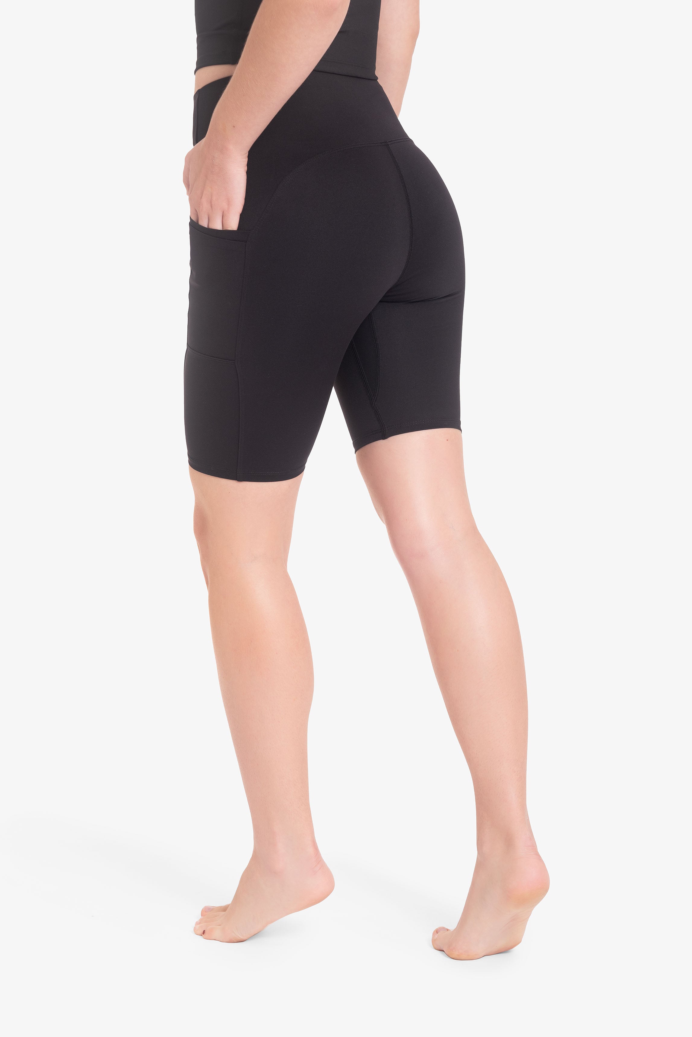 Short Heaven - Negro