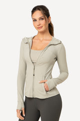 Casaca Deportiva Carolina | Gris