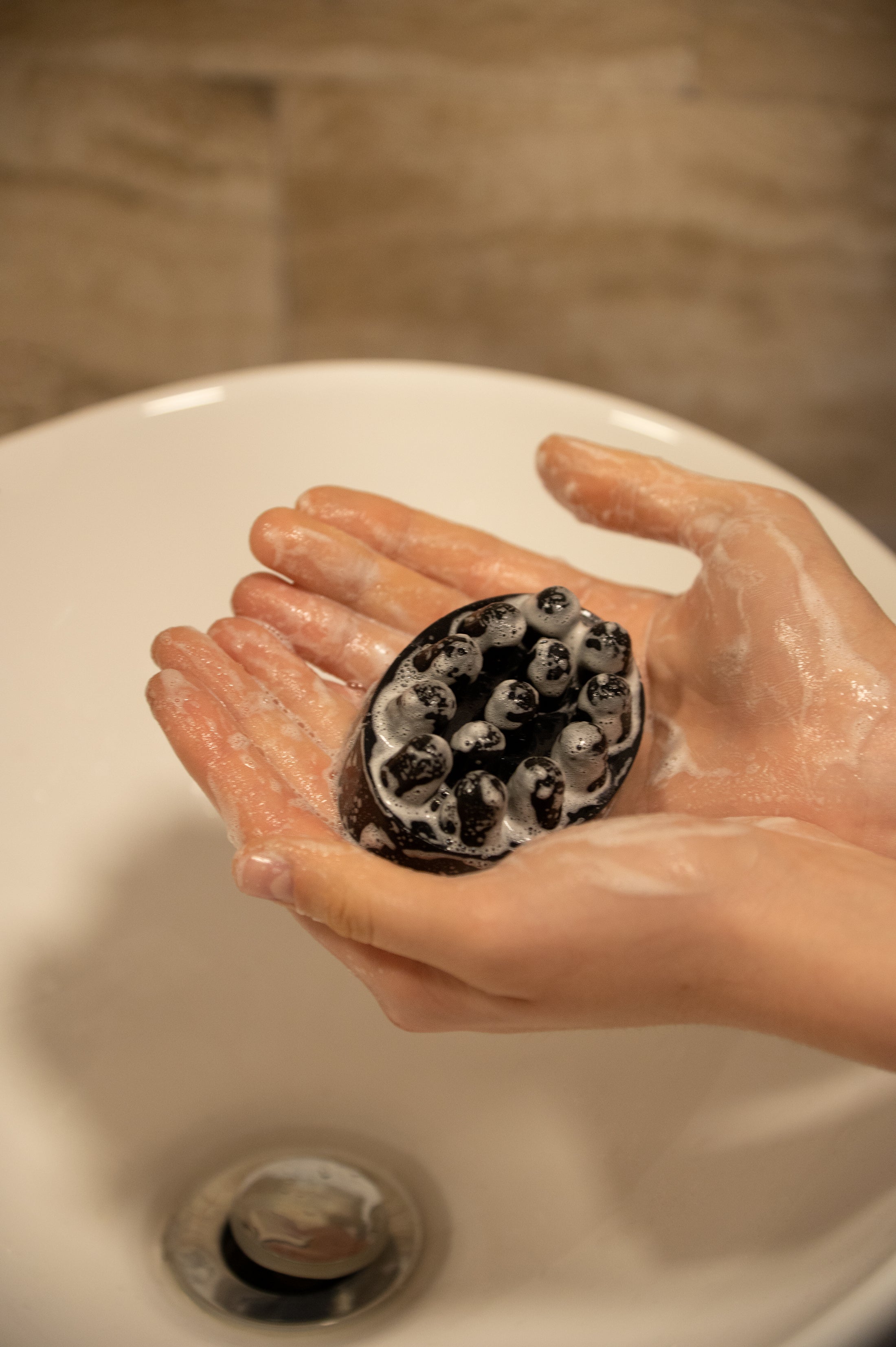 Jabón masajeador de Carbón activado